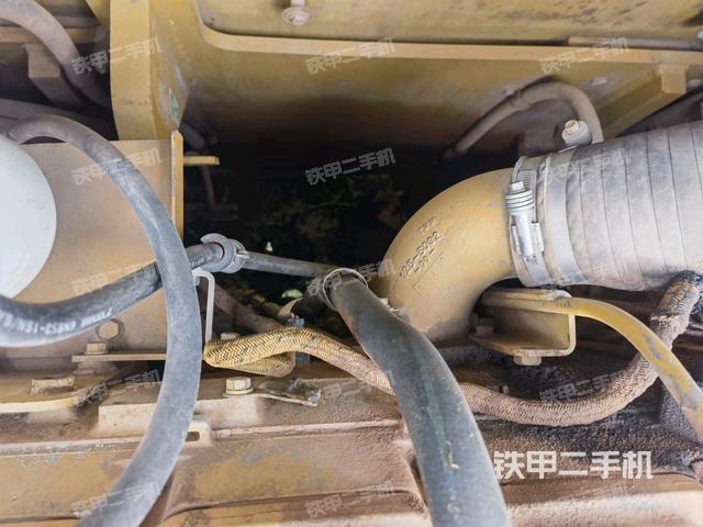 氣門室蓋螺絲特寫（上車部件）