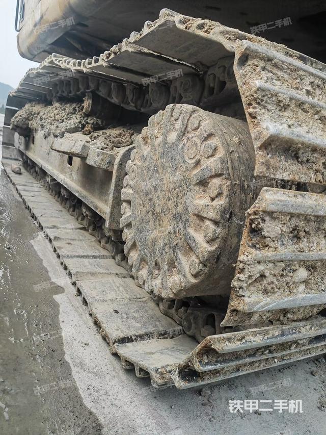 单侧履带整体（整机外观）