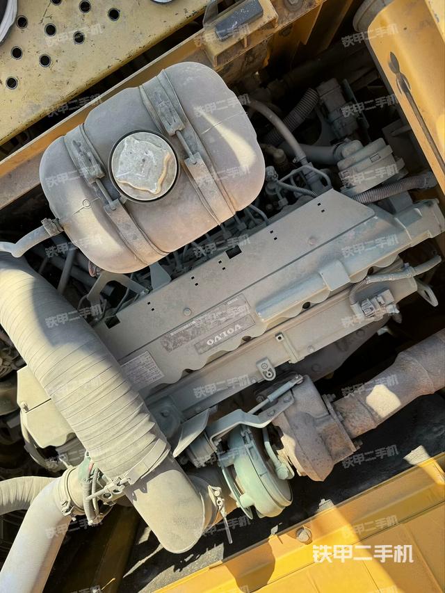 發(fā)動機整體俯視（整機外觀）