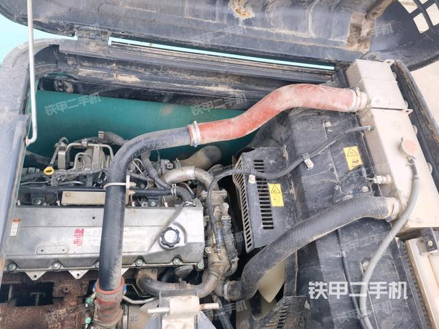 發(fā)動機室(上車部件) 發(fā)動機室(上車部件)