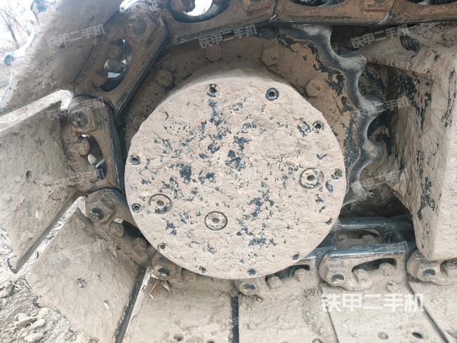 左驅(qū)動(dòng)輪（行走機(jī)構(gòu)）