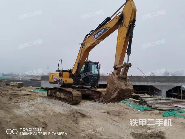 整機右后45°（整機外觀）