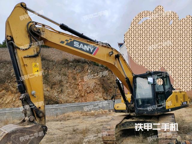 三一重工SY200C挖掘机