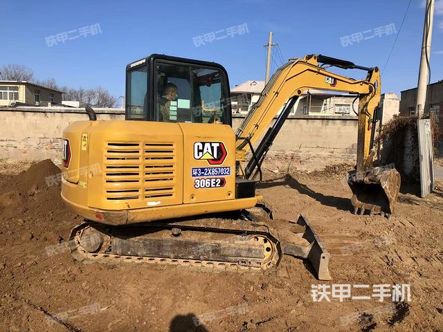 整機右后45°（整機外觀）