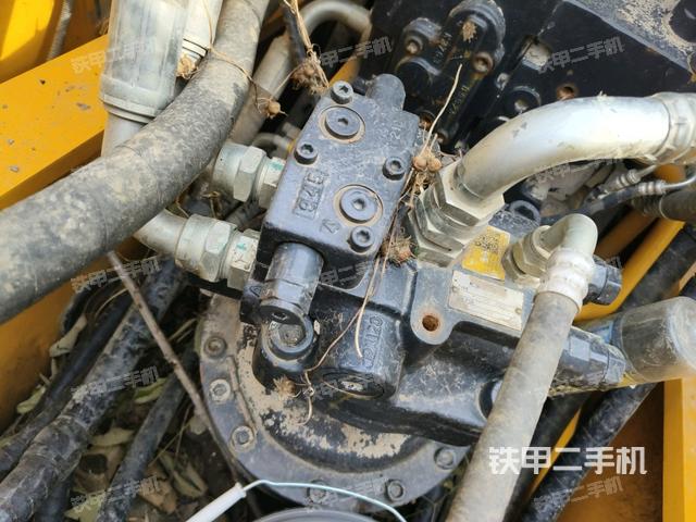 回轉(zhuǎn)馬達(dá)（上車部件）