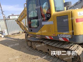 山東臨工E685F挖掘機實拍圖片