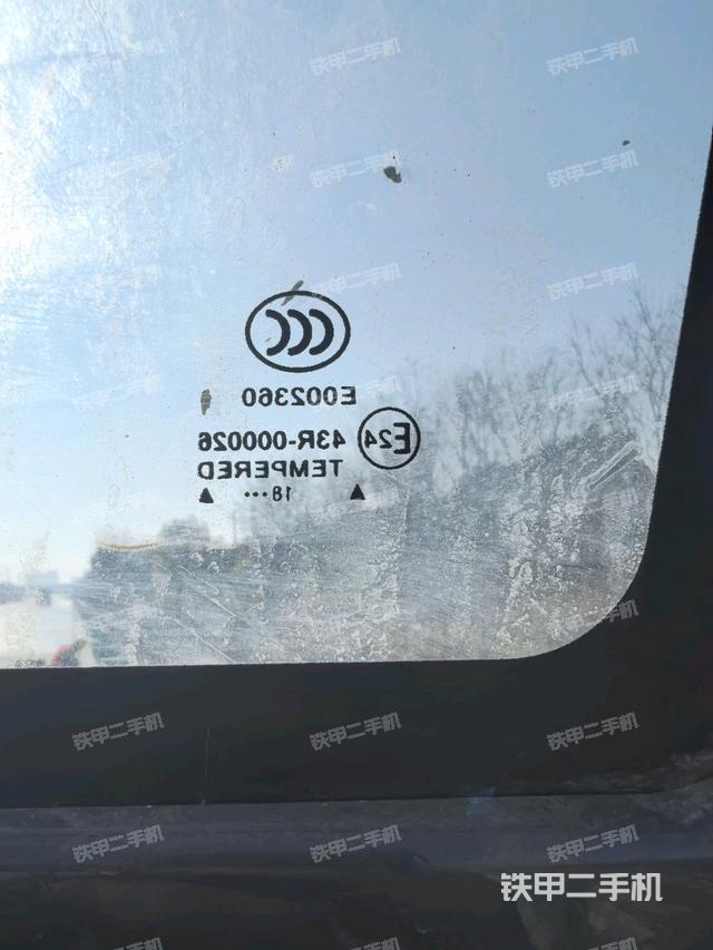 后窗玻璃角標(biāo)（駕駛室部分）