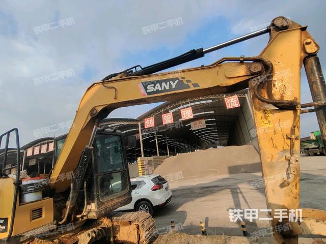 大臂整體?右側(cè)(工作和回轉(zhuǎn)裝置) 大臂整體?右側(cè)(工作和回轉(zhuǎn)裝置)