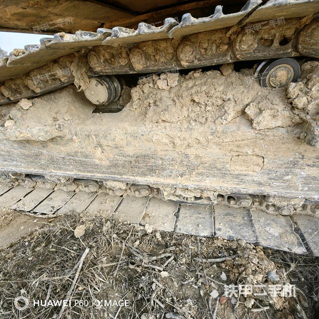 右側(cè)履帶整體(行走機(jī)構(gòu)) 右側(cè)履帶整體(行走機(jī)構(gòu))