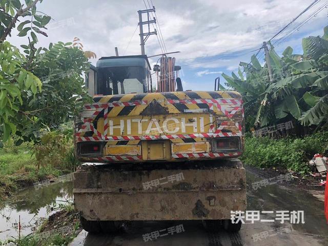 整機(jī)右后45°(整機(jī)外觀) 整機(jī)右后45°(整機(jī)外觀)