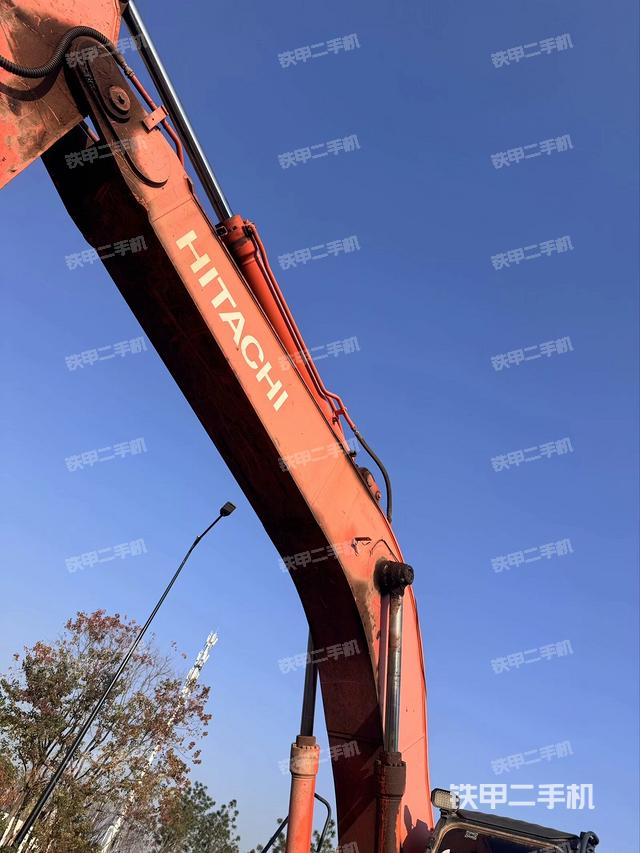 大臂整體?右側(cè)（工作和回轉(zhuǎn)裝置）