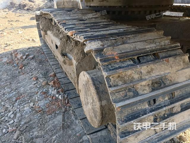 單側(cè)履帶整體（整機(jī)外觀(guān)）