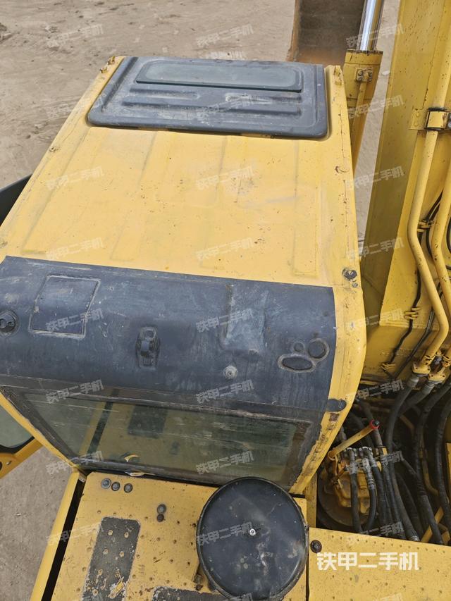 駕駛室頂部俯視（上車部件）