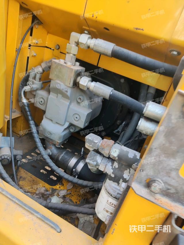 液壓泵室（大件艙室）