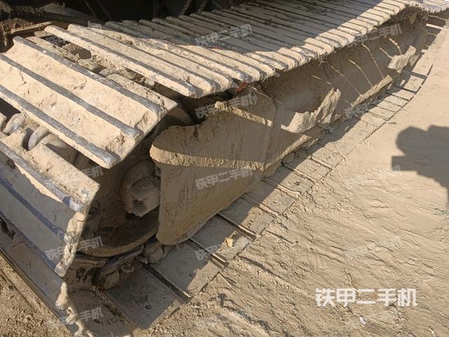 單側(cè)履帶整體（整機(jī)外觀）