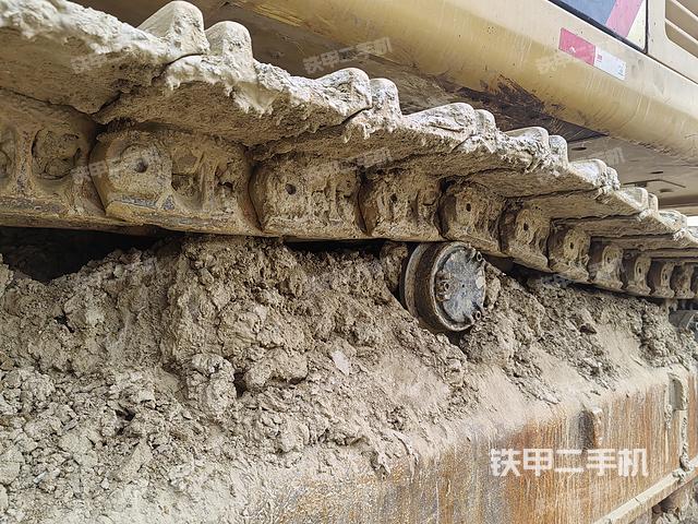 单侧履带整体（整机外观）