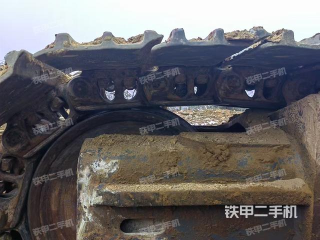 单侧履带整体（整机外观）