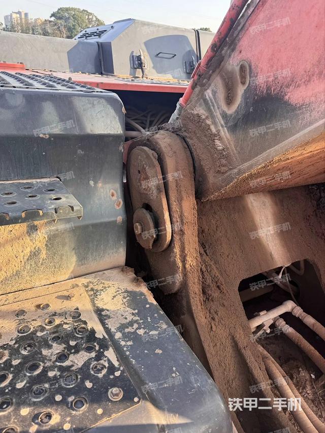 大臂根部?斜視（工作和回轉(zhuǎn)裝置）