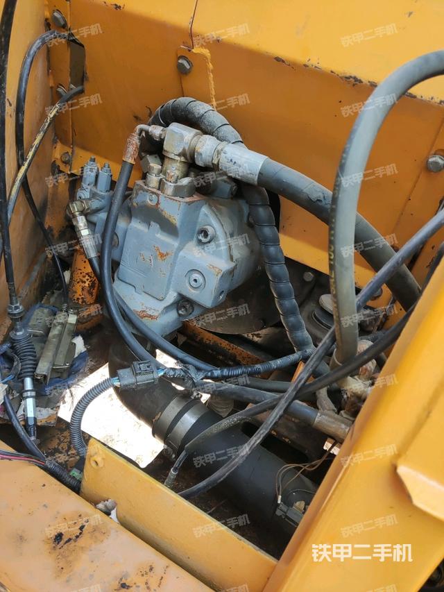 液壓泵室（大件艙室）