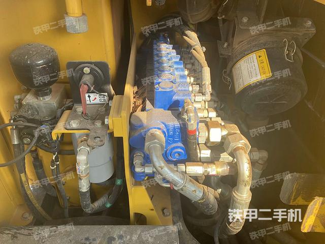 分配閥（上車部件）