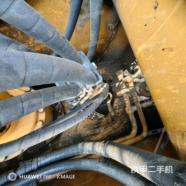 中央回轉(zhuǎn)接頭特寫(上車部件) 中央回轉(zhuǎn)接頭特寫(上車部件)
