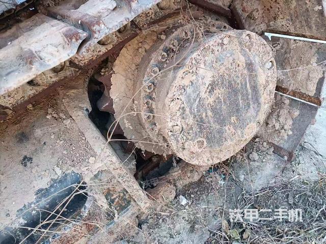 單側履帶整體(整機外觀) 單側履帶整體(整機外觀)