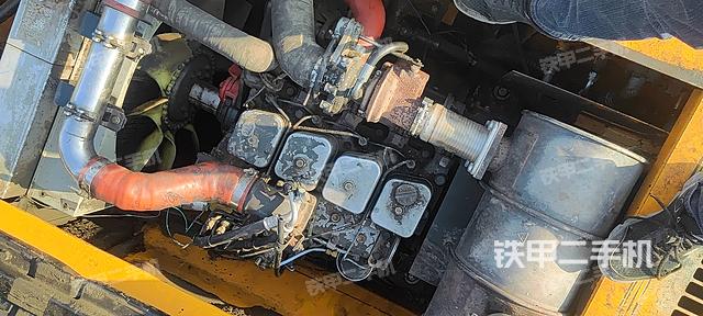 发动机整体俯视（整机外观）