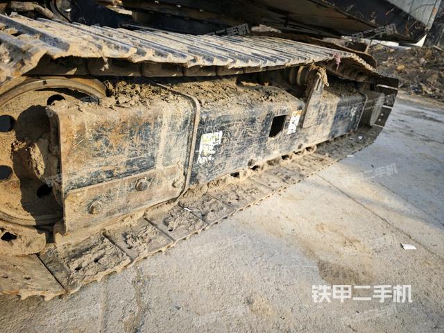 單側(cè)履帶整體（整機外觀）