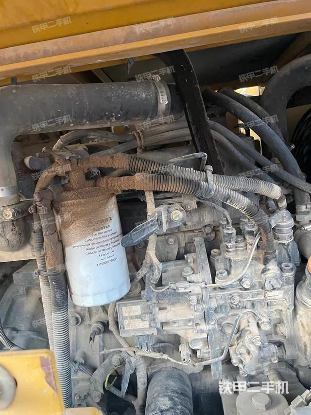 發(fā)動(dòng)機(jī)整體俯視(整機(jī)外觀) 發(fā)動(dòng)機(jī)整體俯視(整機(jī)外觀)