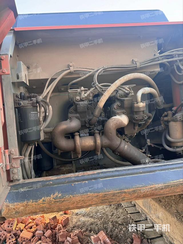 液壓泵室（大件艙室）