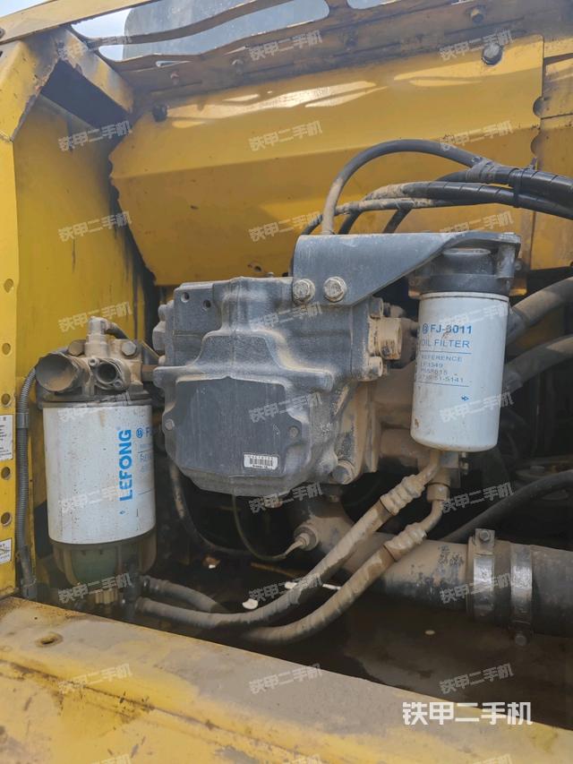 液壓泵斜45?左（大件艙室）