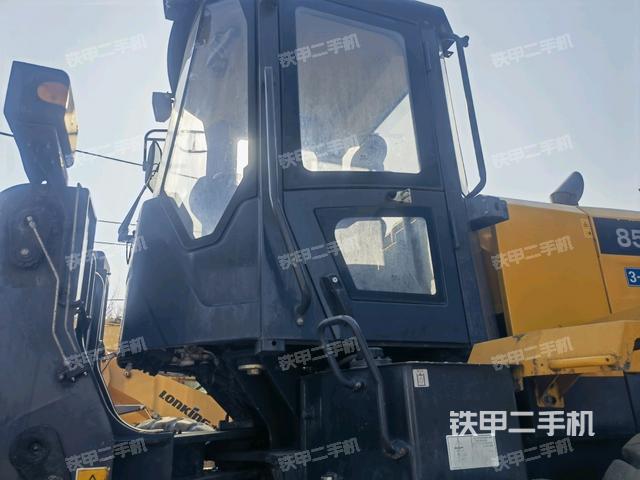 駕駛室操作臺（整機(jī)外觀及大件）