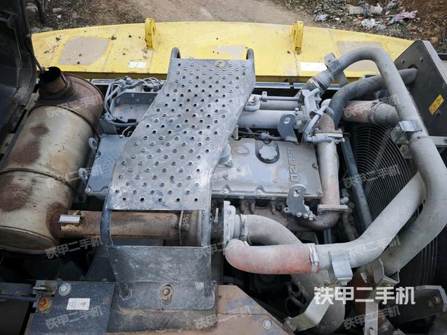 發(fā)動機整體俯視（整機外觀）