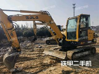 山东临工E660FL挖掘机实拍图片