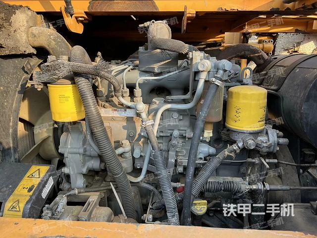 發(fā)動(dòng)機(jī)整體俯視（整機(jī)外觀）