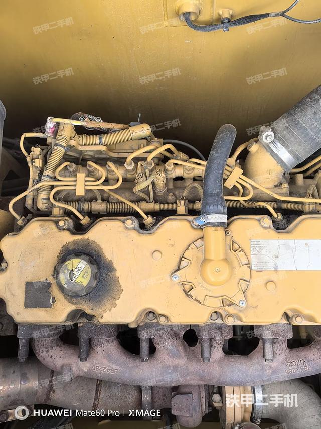 氣門室蓋螺絲特寫(上車部件) 氣門室蓋螺絲特寫(上車部件)