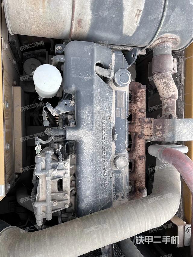 發(fā)動(dòng)機(jī)整體俯視（整機(jī)外觀）