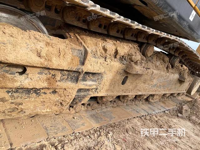 單側履帶整體（整機外觀）