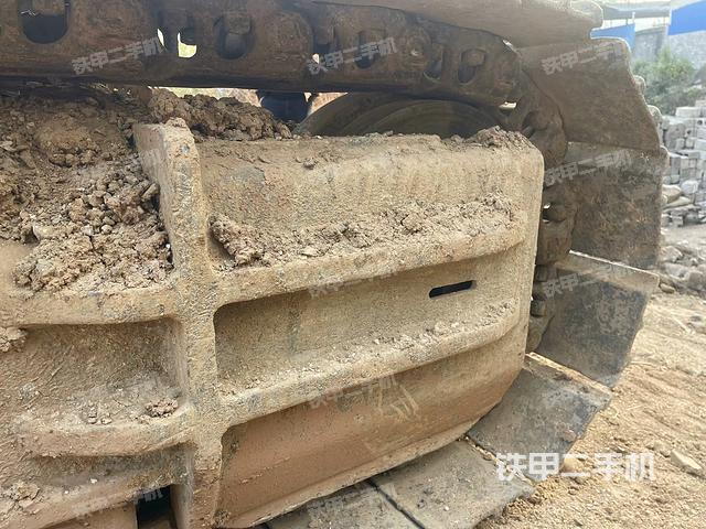 左導(dǎo)向輪(行走機構(gòu)) 左導(dǎo)向輪(行走機構(gòu))
