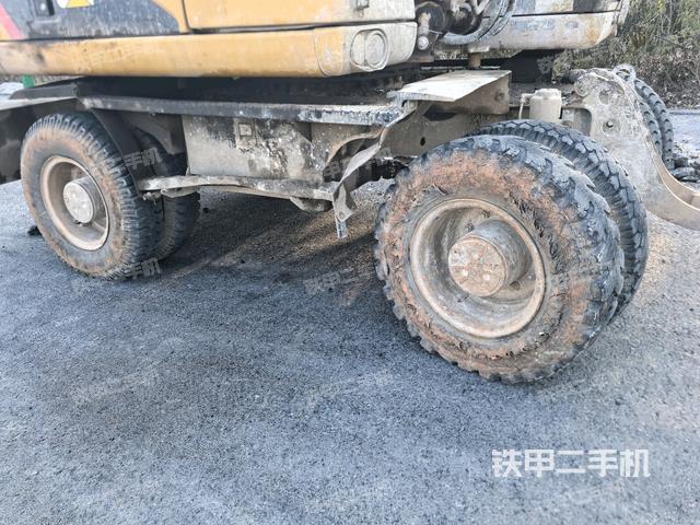 右側(cè)履帶整體（行走機(jī)構(gòu)）