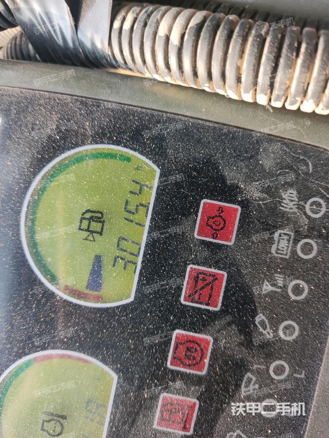 小時(shí)表（駕駛室部分）