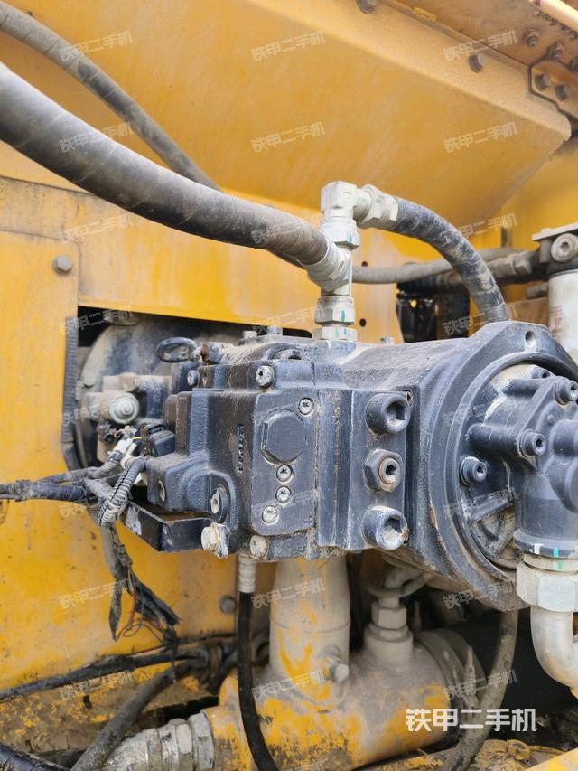 電瓶（大件艙室）