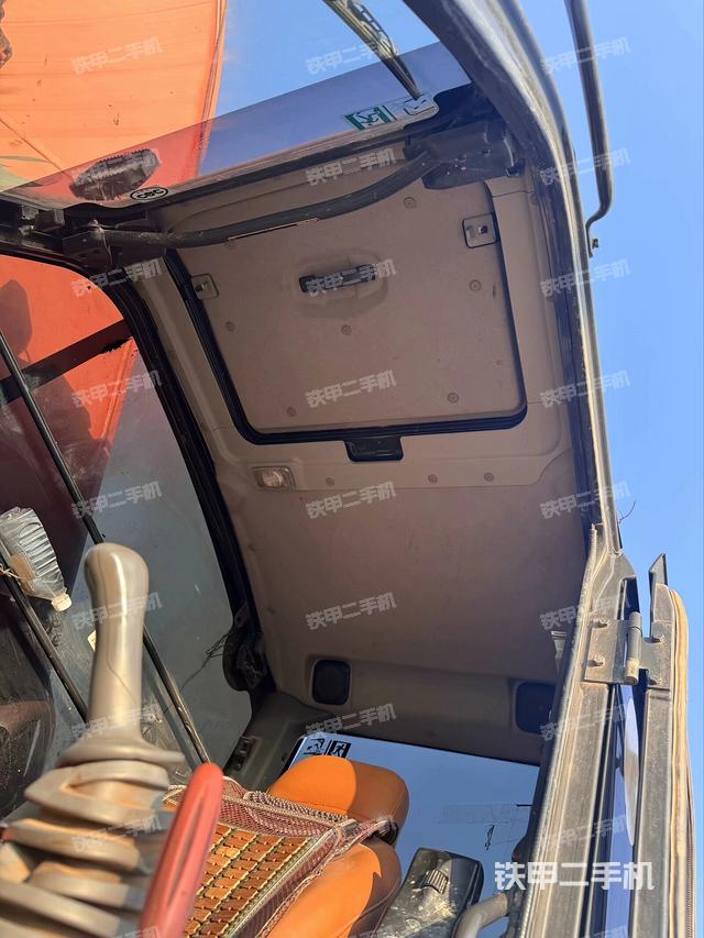 后窗玻璃角標(biāo)（駕駛室部分）