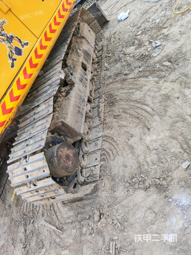 單側(cè)履帶整體（整機外觀）