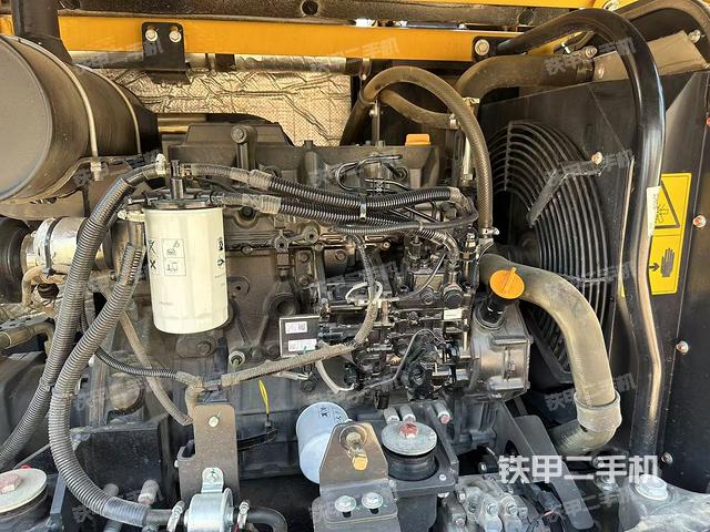 發(fā)動機整體俯視（整機外觀）