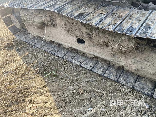左托鏈輪和鏈筋(行走機構(gòu)) 左托鏈輪和鏈筋(行走機構(gòu))