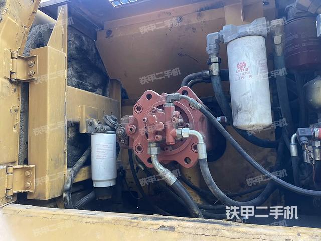 電瓶(大件艙室) 電瓶(大件艙室)