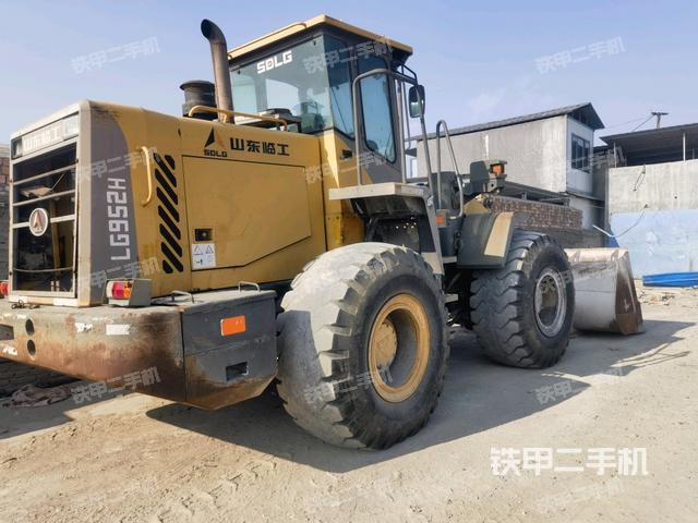 整機(jī)右后45°(整機(jī)外觀及大件) 整機(jī)右后45°(整機(jī)外觀及大件)