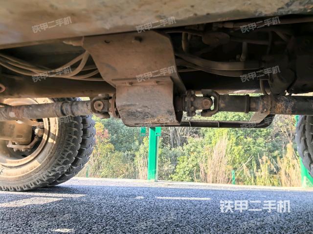 右驅(qū)動(dòng)輪（行走機(jī)構(gòu)）