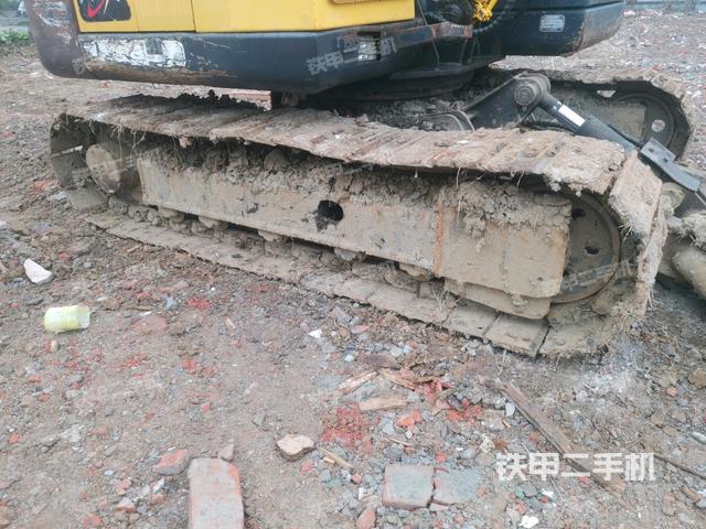 左側(cè)履帶整體?（行走機構(gòu)）